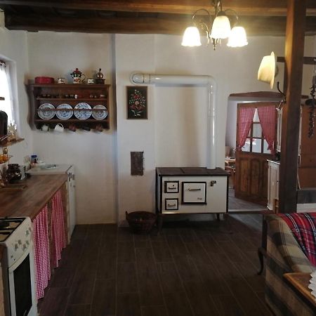 Zalaszentgrót Traditionelles Bauernhaus Flieder מראה חיצוני תמונה