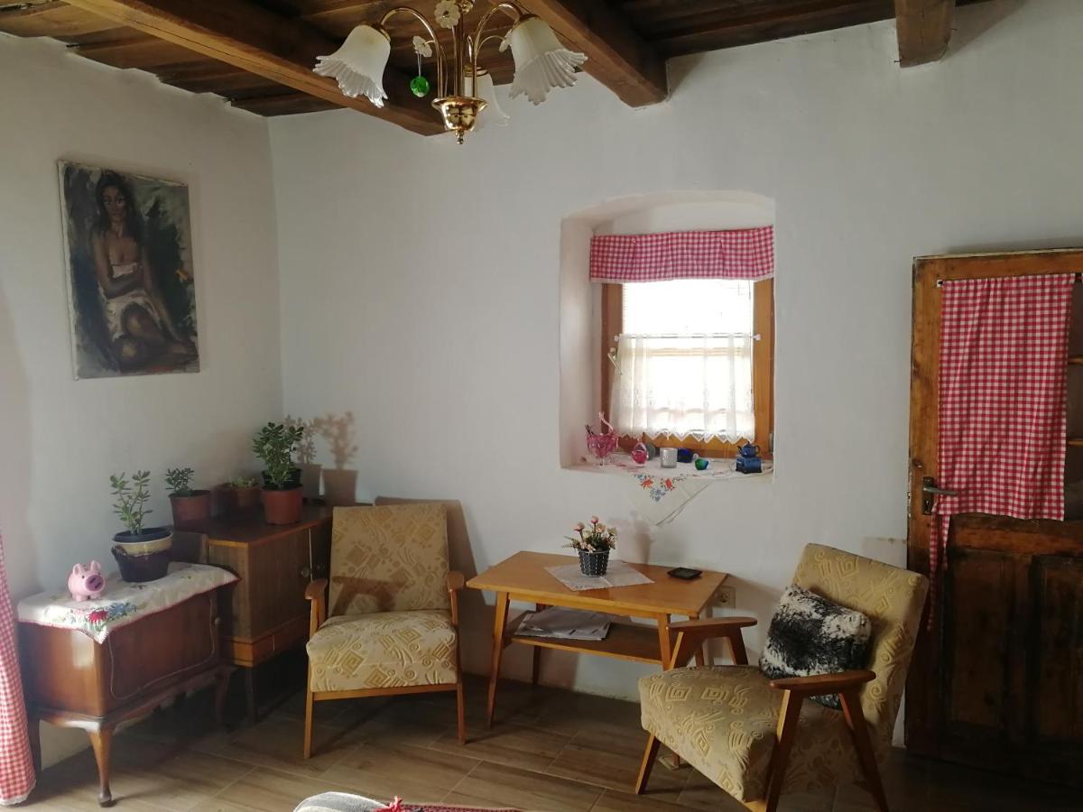 Zalaszentgrót Traditionelles Bauernhaus Flieder מראה חיצוני תמונה